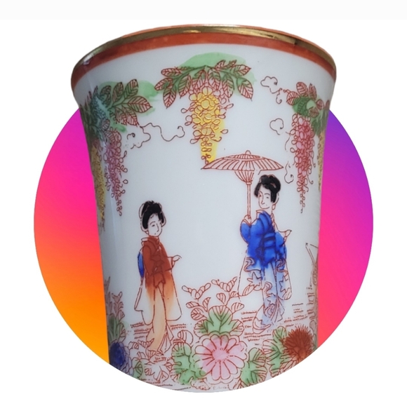 Vintage Geisha Girl's Porcelain Cup - Picture 9 of 12